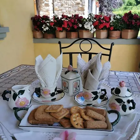 Giulia Frühstückspension Gragnola