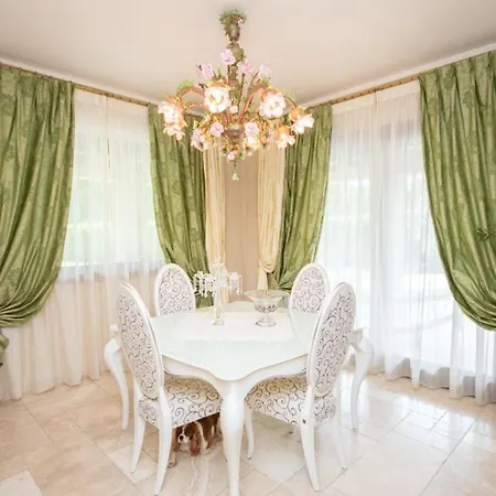 Giulia Bed & Breakfast Gragnola